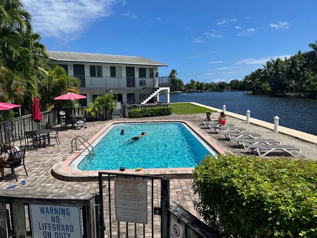Community Pool on the River - 1810 E Oakland Park Blvd