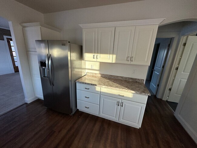 Foto del edificio - Spacious 4 Bedroom Home Available for Rent in Orange City