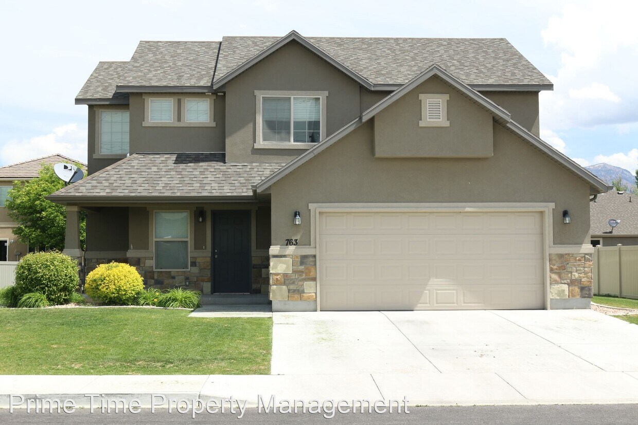 Primary Photo - 4 br, 2.5 bath House - 763 E Sandhill Court