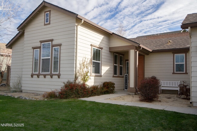 Foto del edificio - 1056 Crown View Dr