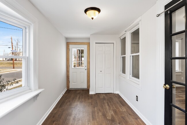 Foto del edificio - 106 Congress Ave