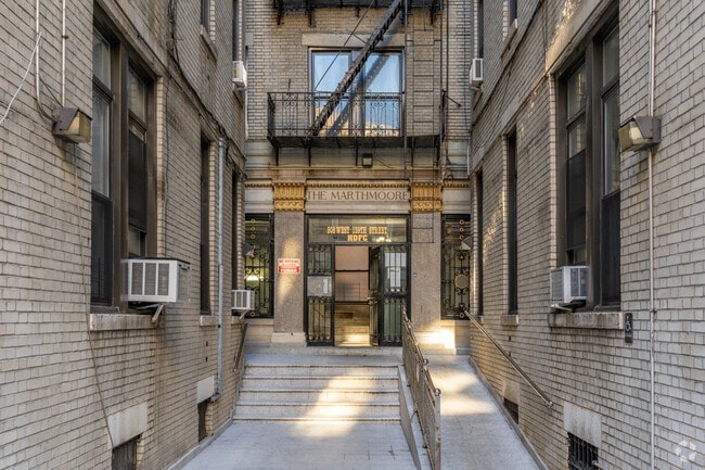 Building Photo - 508 W 139th St