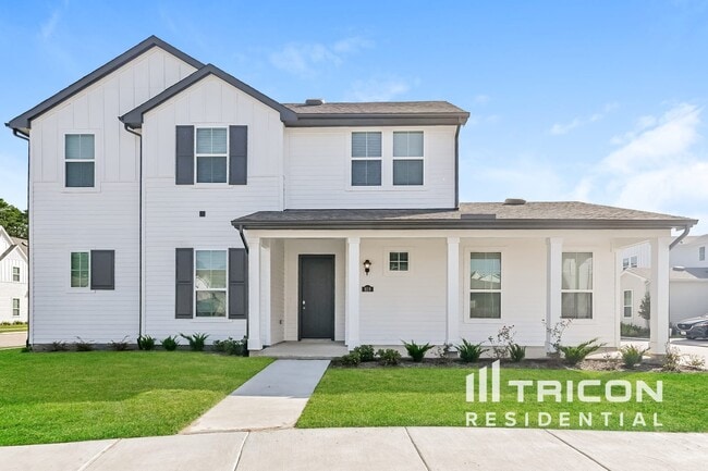 Building Photo - 9835 Willow Creek Commerce Dr