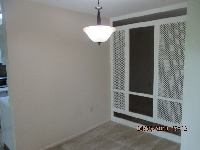 Building Photo - 2206 Greenery Ln