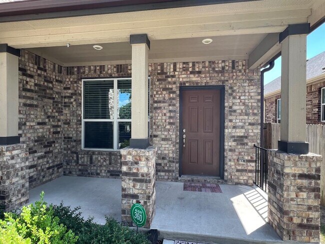 Building Photo - 309 Kaden Prince Dr