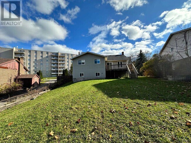 Building Photo - 25 Tremont Dr