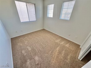 Building Photo - 2499 Wild Ambrosia Ave