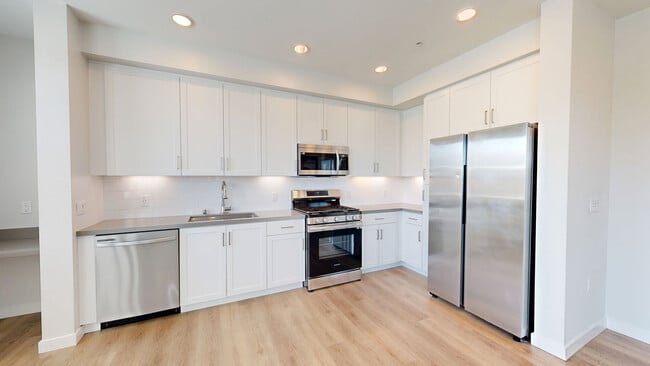 Interior Photo - Avena