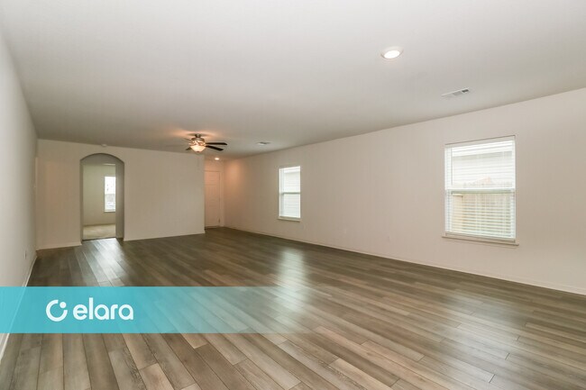 Building Photo - 18524 Allen Welch Dr