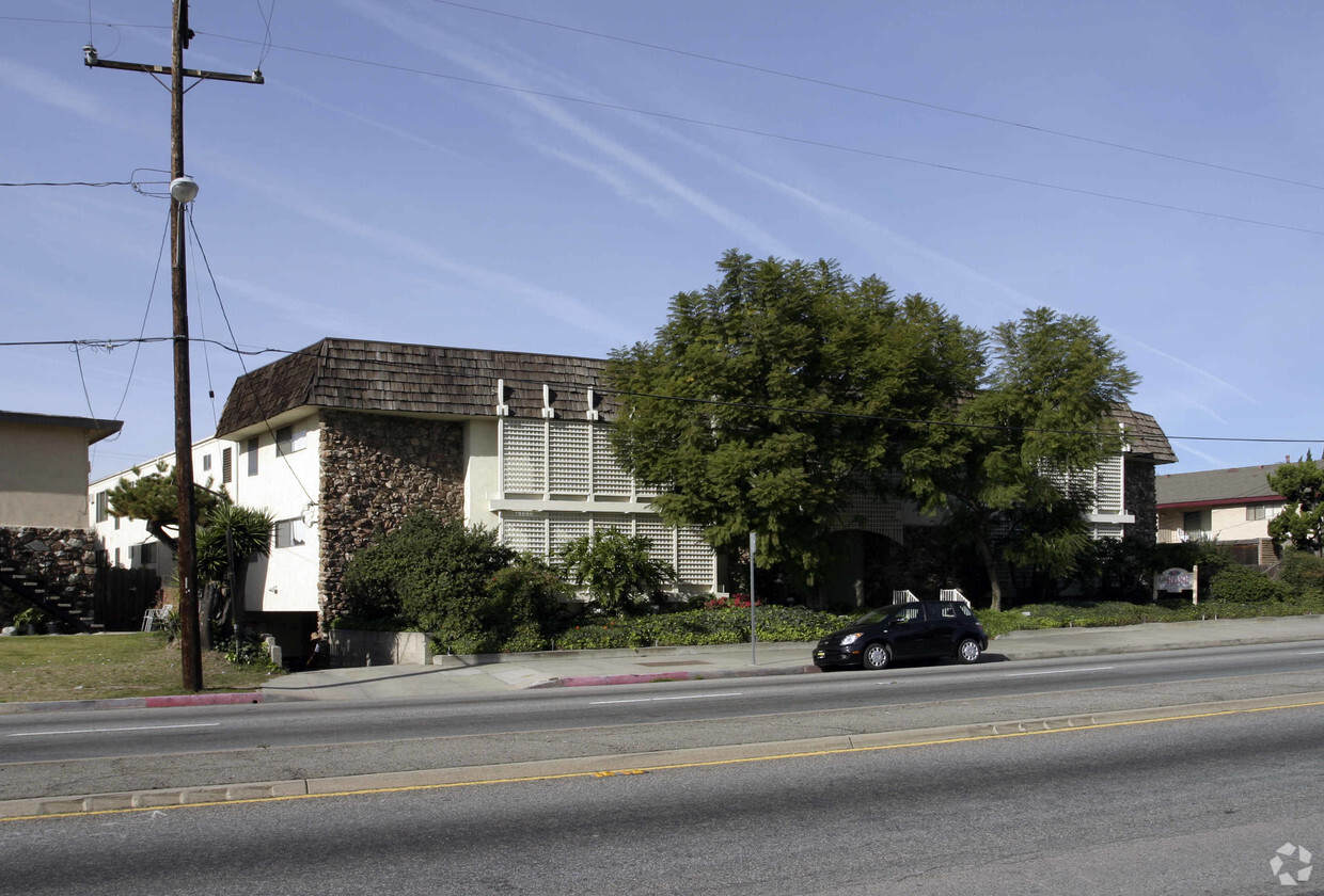 Primary Photo - 6727 Rosemead Blvd