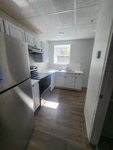 Building Photo - 151 S Main St