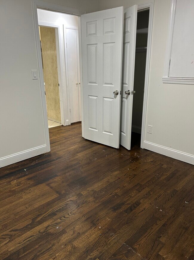 Foto del edificio - 965 Suffolk Ave