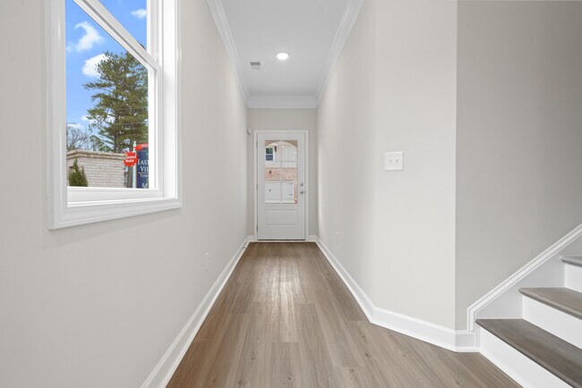Foto del edificio - 3379 Verdi Ln