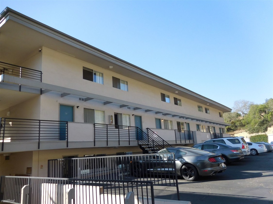 Building Photo - 201 Ladera St