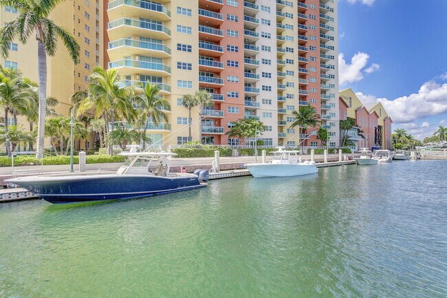 Foto del edificio - 2640 Lake Shore Dr