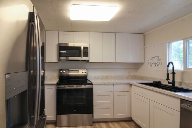 Foto del edificio - 3 Bed, 1 Bath Home in Central Richland