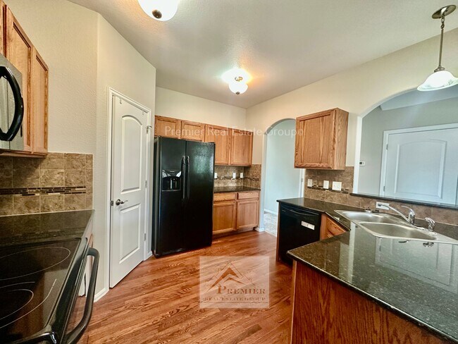 Foto del edificio - 4873 San Amels Way