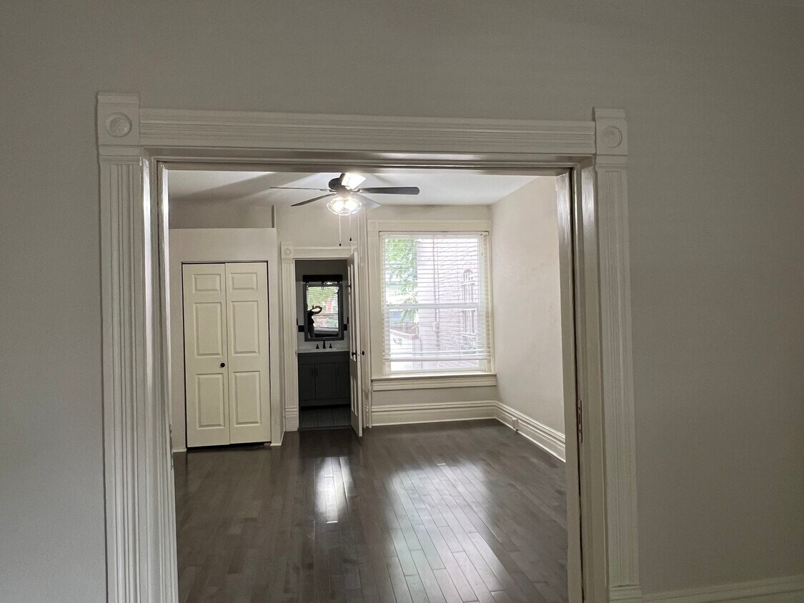 Foto principal - 1758 N Washington St