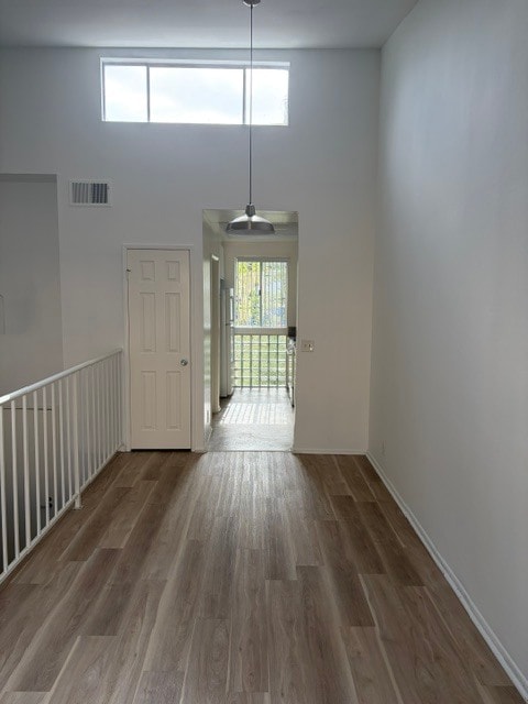 Building Photo - 450 N Van Ness Ave