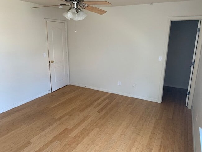 Very Large Family Home - Very Large Family Home