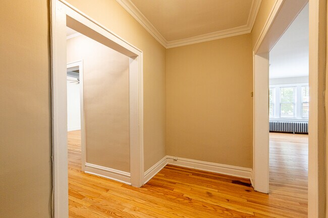 Foto del edificio - 4424 N Lavergne Ave