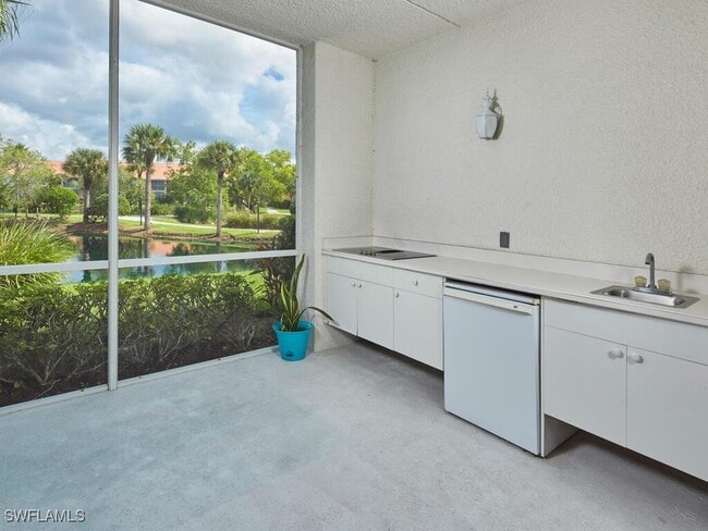 Foto del edificio - 6740 Beach Resort Dr