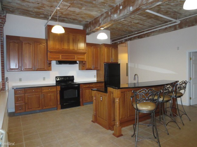 Foto del edificio - 390 Charles St