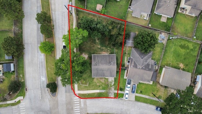 Building Photo - 10603 Thorncliff Dr