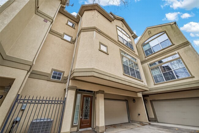 Foto del edificio - 5111 Inker St