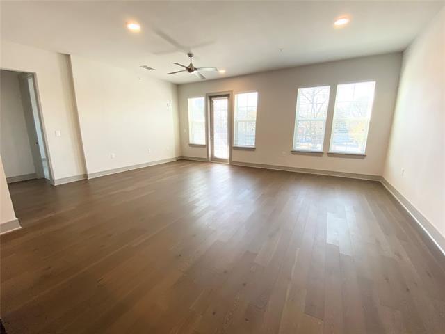Foto del edificio - 8604 Preston Rd