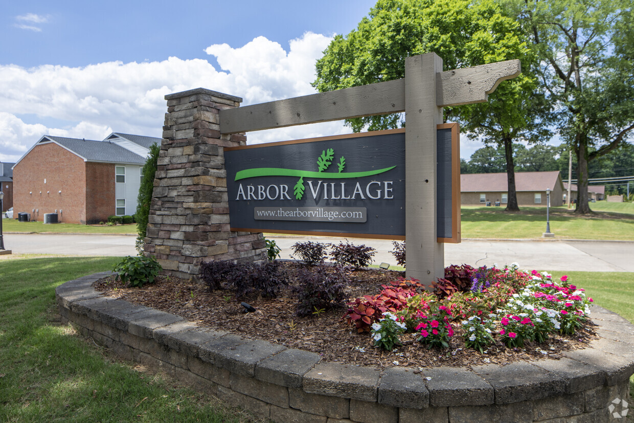 Primary Photo - Arbor Village Apartments