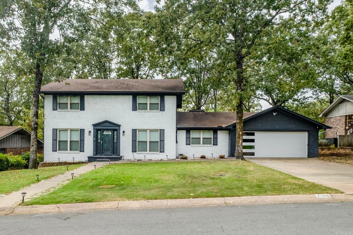 Primary Photo - 7109 Sequoyah Ln