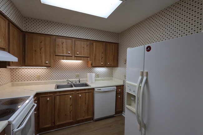 Foto del edificio - 372 Hummingbird Cir