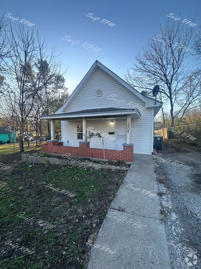 Building Photo - 2804 Chelsea Ave