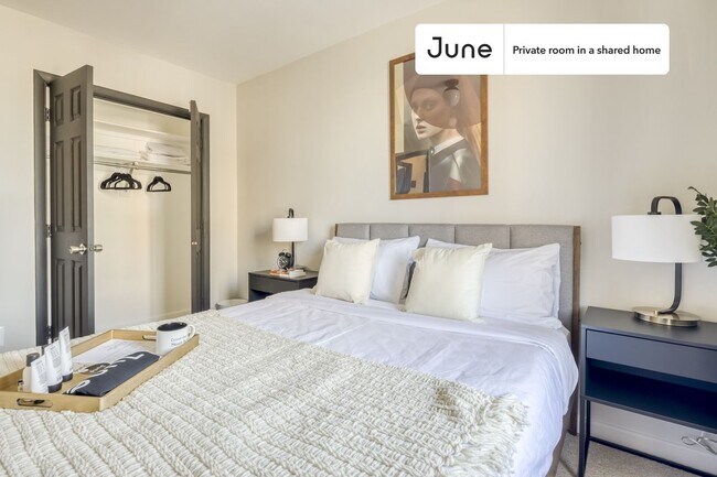 Foto del edificio - Room in Shared 5 bed/2.5 bath home in H Street