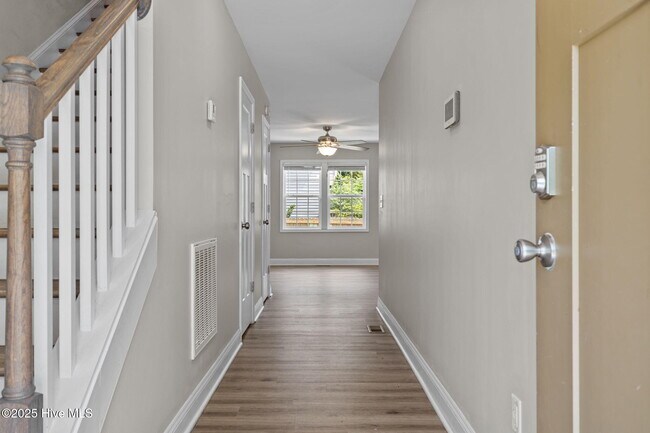 Foto del edificio - 425 S Carlisle St