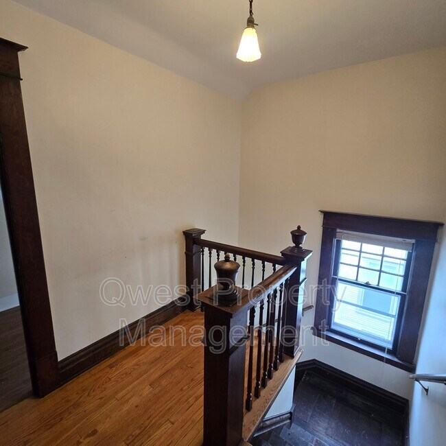 Foto del edificio - 1128 Fulton St E