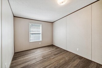 Building Photo - 21144 Live Oak St
