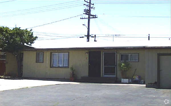 Foto del edificio - 1975 Wallace Ave
