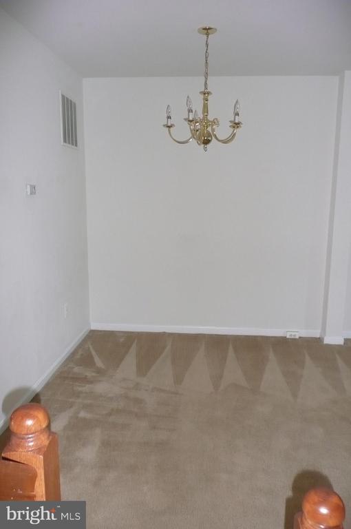 Building Photo - 9721 Cheshire Ridge Cir