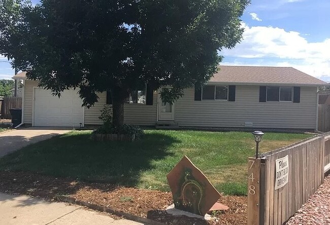 Building Photo - 748 Bunyan Ct