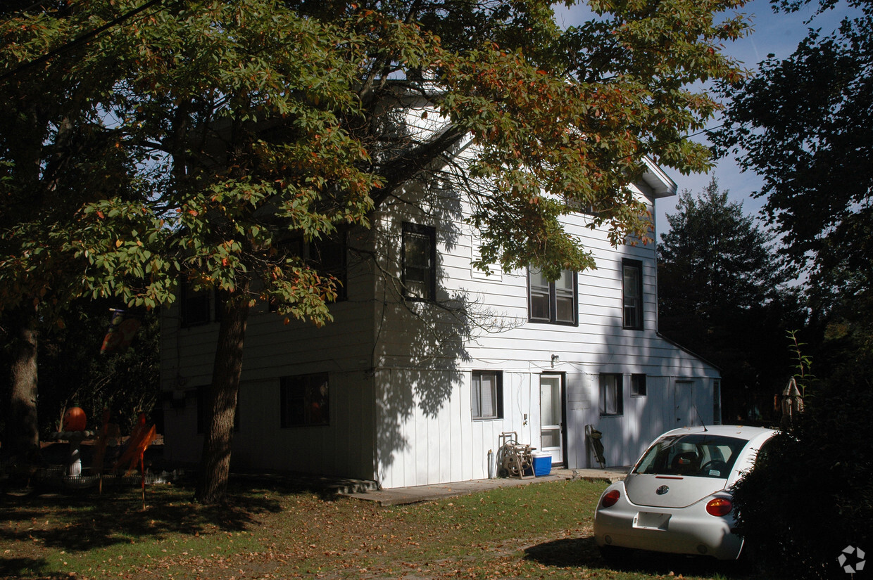 Building Photo - 253 Harding Ave