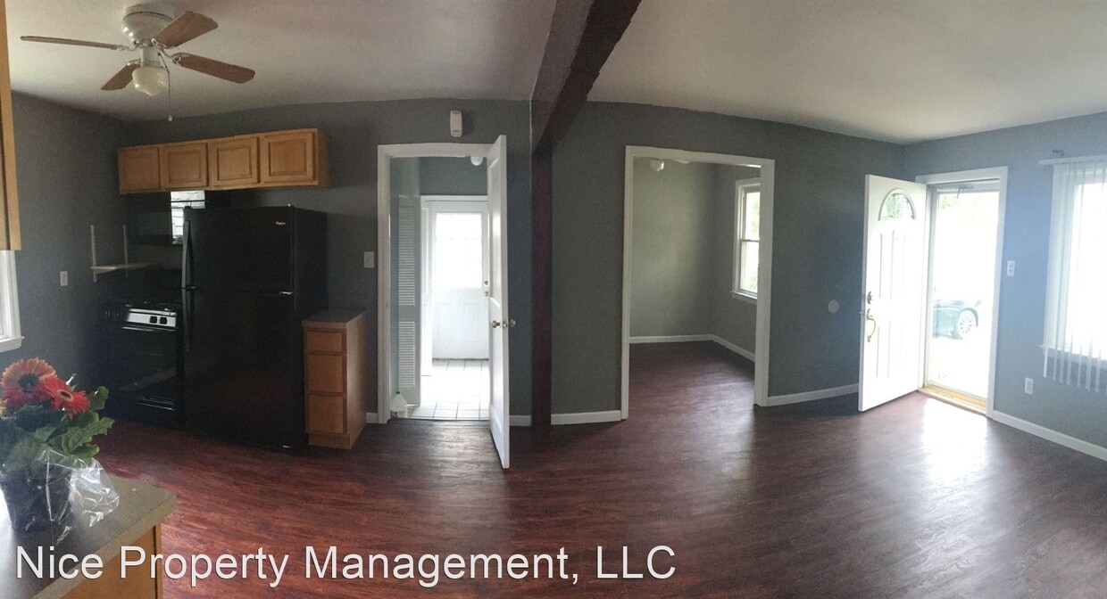 21709 Bon Heur St, St. Clair Shores, MI 48081 House Rental in St