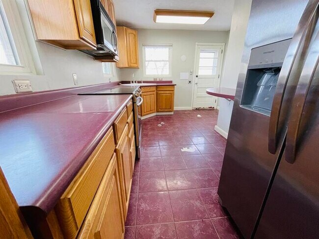 Foto del edificio - 5624 Lake St