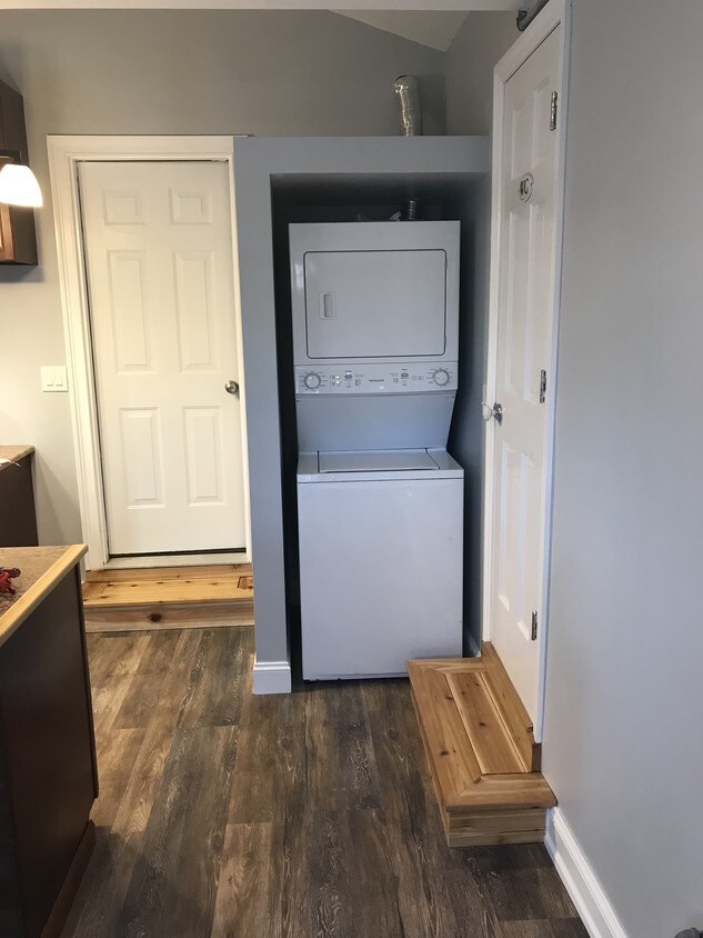 82 Edgar Ave, Brookhaven, NY 11719 Apartments in Brookhaven, NY