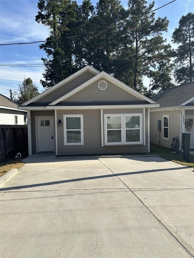 Building Photo - 16945 Glenheath St