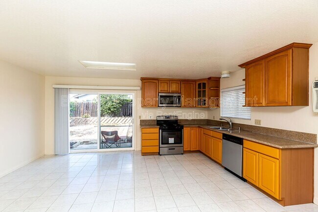 Foto del edificio - 8740 Flanders Dr