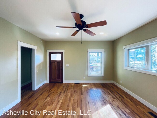 Building Photo - 3 br, 2 bath House - 32 Mardell Circle