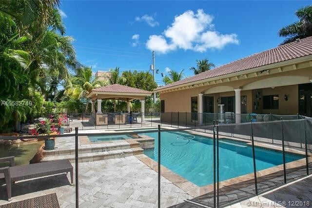 Foto del edificio - 9402 SW 88th Ct