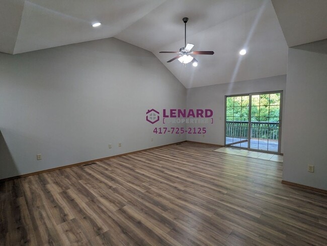 Building Photo - Farm Rd 123